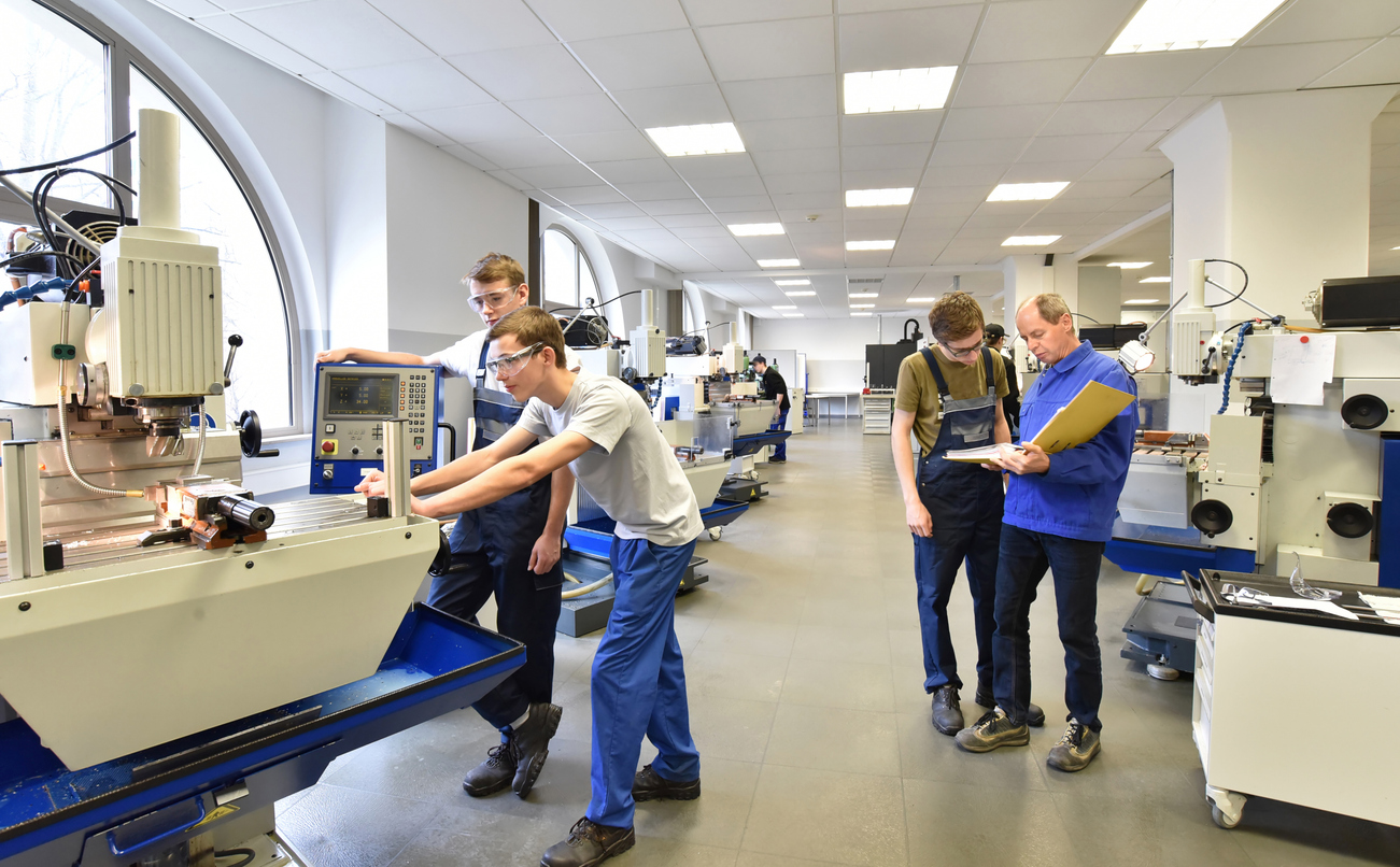 Javascript In Teams Background Photo Private roundtable: Youth apprenticeships – how can we improve take-up ...