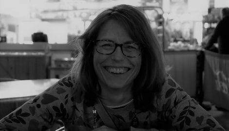 Dr Jo Blanden